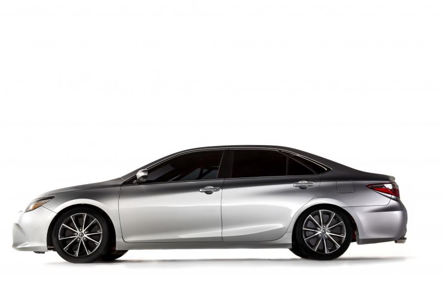  Toyota Camry Sleeper Concept 2014 года  (фото 3 из 10)